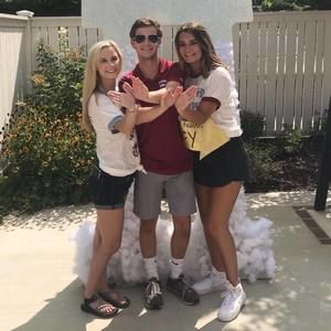 Meet your Posher, Corey